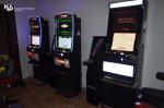 Salon z nielegalnymi automatami do gier hazardowych