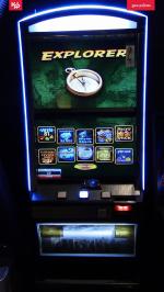 Zdjęcie z przybliżenia nielegalnego automatu do gier hazardowych